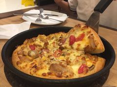 -必胜客(WOW中心城店)