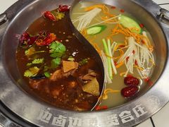 -喜悦小串丹东小黄牛海鲜烧烤大排档(民主广场店)