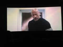 -SFC上影影城(临平店)