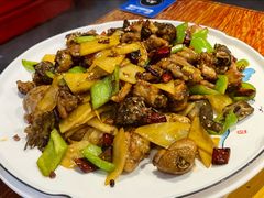 特色干炒鸡-满堂春特色餐馆