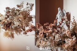 -花轿喜屋婚礼策划