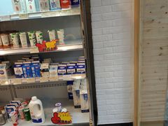 -牛朋牛奶棚(南昌路店)