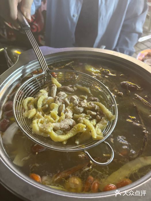 汤膳·脆皮爽鸡煲(景诚园综合楼店)招牌正宗脆皮鸡图片