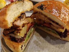 土耳其香料烤鸡汉堡-shark burger·鲨鱼汉堡(交子大道店)