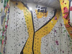 -问山MountQuest攀岩馆