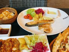 -Efes Turkish & Mediterranean Cuisine 艾菲斯餐厅(陆家嘴店)