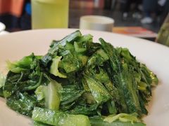 -香山湖家家宴(中山陵店)