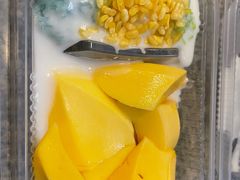 -Nings Mango Stand