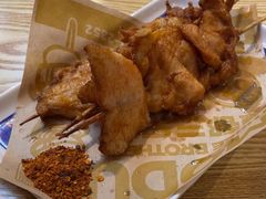 -魔都三兄弟酸辣粉·蘸卤炸串(虹桥万科店)