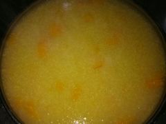 店里非常干净，-兴隆水煎包(学院路分店)