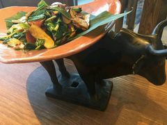 -云海肴·汽锅鸡·云南菜(天山百盛优客店)