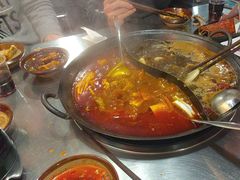 -鹿鸣山草本茶香火锅(园西路店)