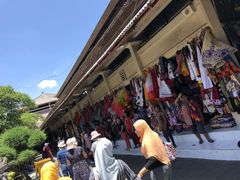 -乌布德传统市场