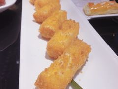 炸酸奶-高第街56号港式餐厅·精选(世茂广场宽厚里大明湖店)