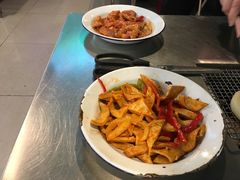 牛心管-马路牙子烧烤音乐酒馆(望京店)
