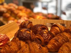 -万利隆·活力烘焙(人民路店)