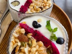 网红酸奶碗-沏点Trattoria意大利餐厅(新街口店)