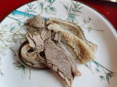 -老石黑山羊毛驴肉火锅(金凯广场店)