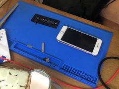 -爱畅享华为苹果手机维修服务(虹口龙之梦店)