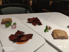 盐水鸭拼熏鲳鱼-民国红公馆·秦淮八艳(夫子庙店)