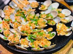 -何师烧烤Pro ·江湖川菜·小龙虾·精酿(太古里旗舰店)