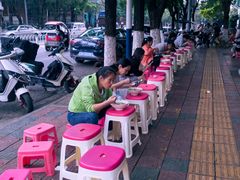 -啊墨江牛烂烀米线