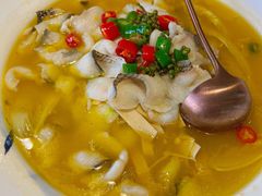 -川流不息·地道川菜·小龙虾(松东路店)