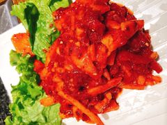 生拌牛肉-韩阳王石板烤肉