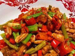 坛子酸豆角炒肥肠-老湘村·湖南土菜(天河维多利店)