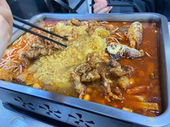 -在巷子里的烤肉店·螺蛳粉烤鱼·牛蛙(和美城店)