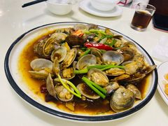 葱姜炒花蛤-鑫悦楼煎蟹·16年海鲜大排档