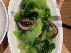 -渝信川菜 · 川味家常菜(财富购物中心店)