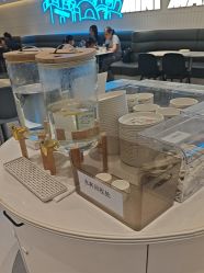-MINI MARS 移动的空间站乐园·餐饮·派对(浦东金桥店)