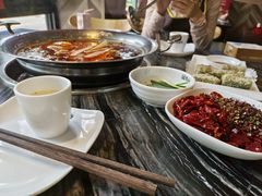 -老船舫·现做活鲜鱼馆(东郊记忆店)