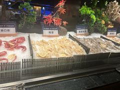 -钱小奴海鲜自助黑金店(杭州滨江龙湖店)