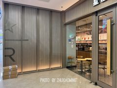 -星巴克臻选(周浦万达店)