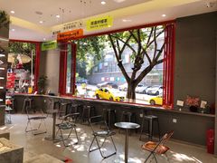 -喧闹·东方大气茶(鹅岭二厂店)