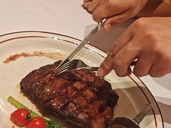 -马克西姆俄罗斯餐厅(通亚街店)