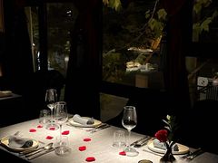 -弦月窗LUNETTE BY AMANDA(复兴路店)