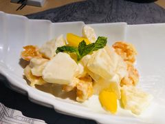 -穹六人间 people 6(岳阳路店)