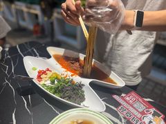 -柳喜辣·烧烤酒局(跃进总店)