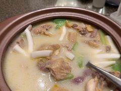 椰香猪肚鸡-彩丰楼中餐厅·早茶·点心·粤菜(海口华彩洲际酒店)