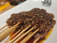 小味一把牛-喝丢一只鞋海鲜烧烤·海肠捞饭(东关街店)