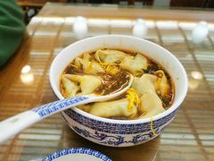 红汤辣馄饨-笑来喜馄饨小笼工坊店(湖滨街店)