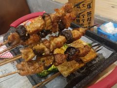-蚝火爆·烧烤餐厅