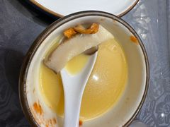 -溢心园香河肉饼总店