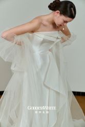 点击看大图 -GODDESS WHITE婚纱礼服(鹏城动力大厦店)