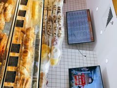 -白玉兰食品甜凤店(合生汇店)