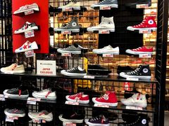 -ABC MART(心斎橋店)