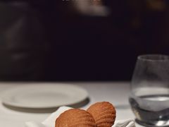 玛德琳配香缇奶油-Oyster Talks 四度蚝法餐厅